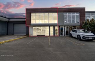 Bright, modern office in Burnside