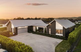 20 Mike Smith Drive, Cambridge