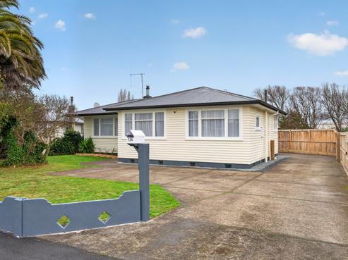 134 Oxford Street, Masterton