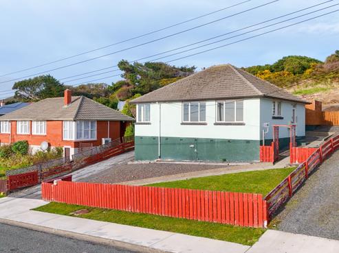 200 Lagan Street, Bluff