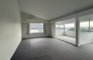 27 Ngaiwi Street, Orakei