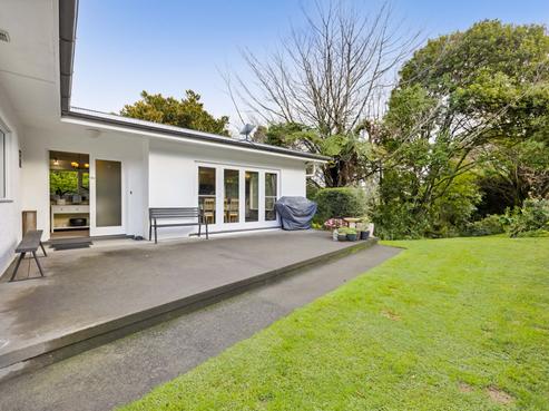 1 High Road, Hawera