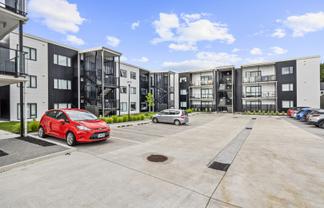 105/17 Vialou Street, Hamilton Central