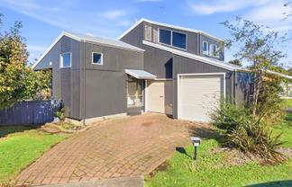 29 Exeter Crescent, Springvale