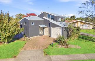 29 Exeter Crescent, Springvale