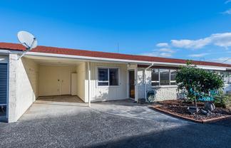 2/39 Mill Road, Kensington