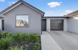 30 Bob Robertson Drive, Woodend