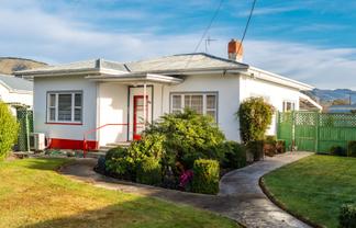 24 Naylor Street, Waimate