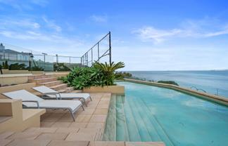 207 Beach Road, Campbells Bay