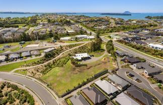 340 Omokoroa Road, Omokoroa