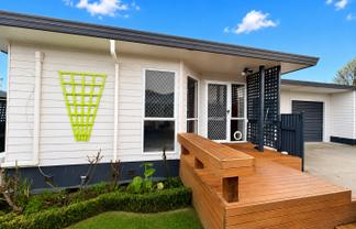 3/909 Clive Street, Akina
