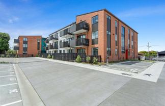 102/157 Rockfield Road, Penrose
