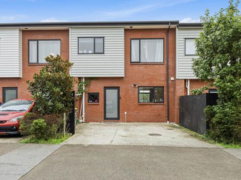 4 Fermi Lane, Papakura