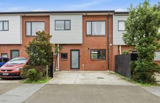 4 Fermi Lane, Papakura