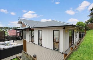 2/4 Sovereign Place, Glenfield
