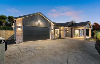 62 Rongoa Maori Way, Pukekohe