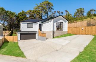 36 Awanui Road, Red Beach