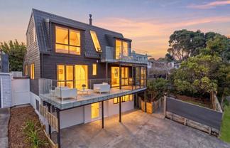 2/13 Braemar Road, Rothesay Bay