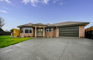7 Phoenix Lane, Northcote