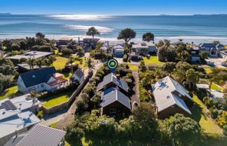 111 Pacific Parade, Matarangi