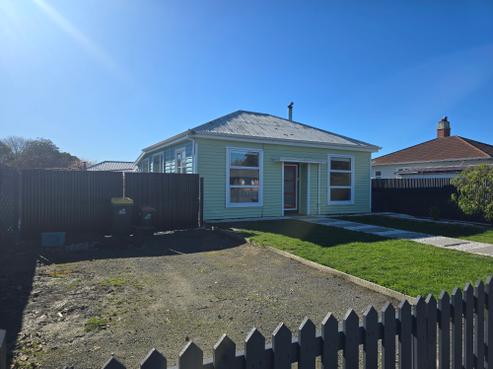 71 Beach Road, Hampstead
