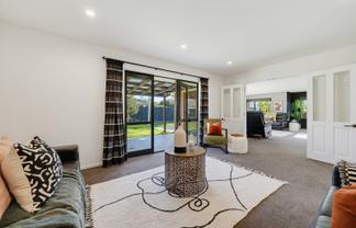 37 Parkinson Place, Woodend