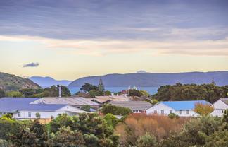 25 Chaffey Crescent, Titahi Bay