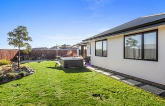 76 Eton Street, Richmond