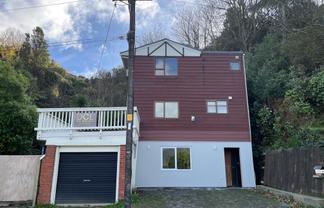 251 Grounsell Crescent, Belmont