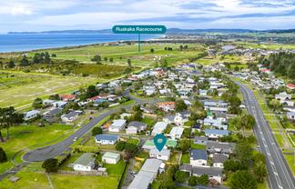 17B Moki Place, Ruakaka