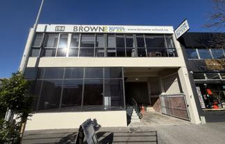 Showroom/Retail on Great North Road