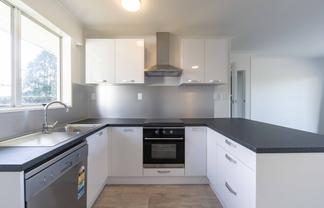 2A Baverstock Road, Baverstock