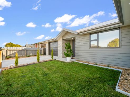 148 Derwent Crescent, Glengarry