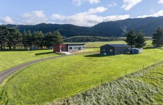 370 Western Lake Road, Western Lake