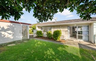 2/295 Great South Road, Manurewa