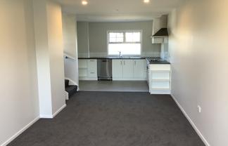 8/14 Rotoiti Street, Johnsonville