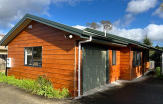 4A Knox Road, Swanson