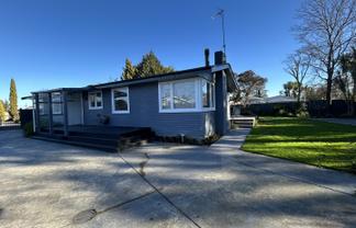 8 Mabson Terrace, Masterton