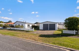 101 Mark Street, Whangamata