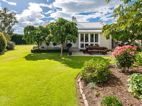 357 Hook School Road, Makikihi