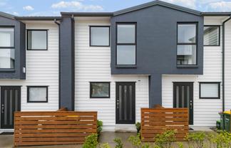 8/5 Dublin Street, Pukekohe