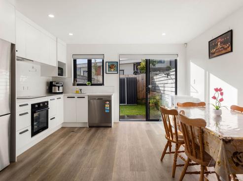 8/5 Dublin Street, Pukekohe