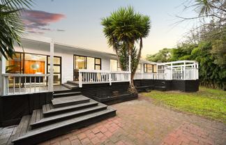 20 Splitt Avenue, Glenview