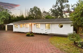 20 Splitt Avenue, Glenview