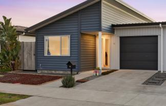 16 Harore Road, Takanini
