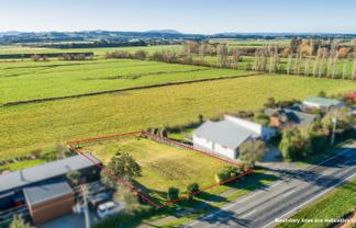 1822 Cust Road, Cust