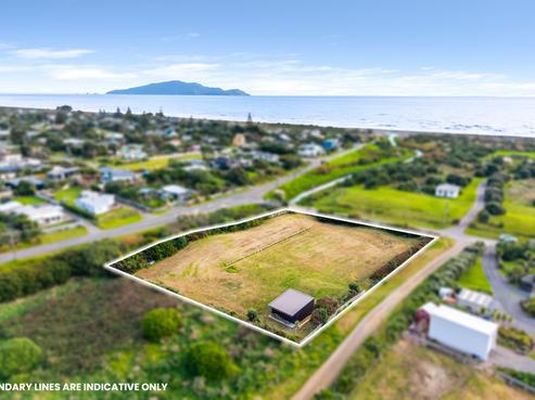 2 Sims Road, Te Horo