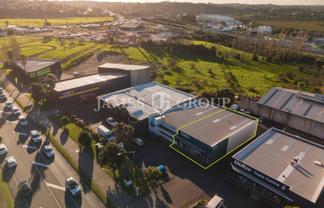 CENTRAL PARK DRIVE -  TRADE RETAIL WAREHOUSE