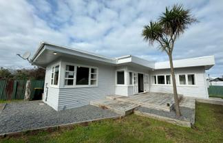 Manawatu / Whanganui - Address withheld