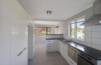 33 Victory Crescent , Tawa